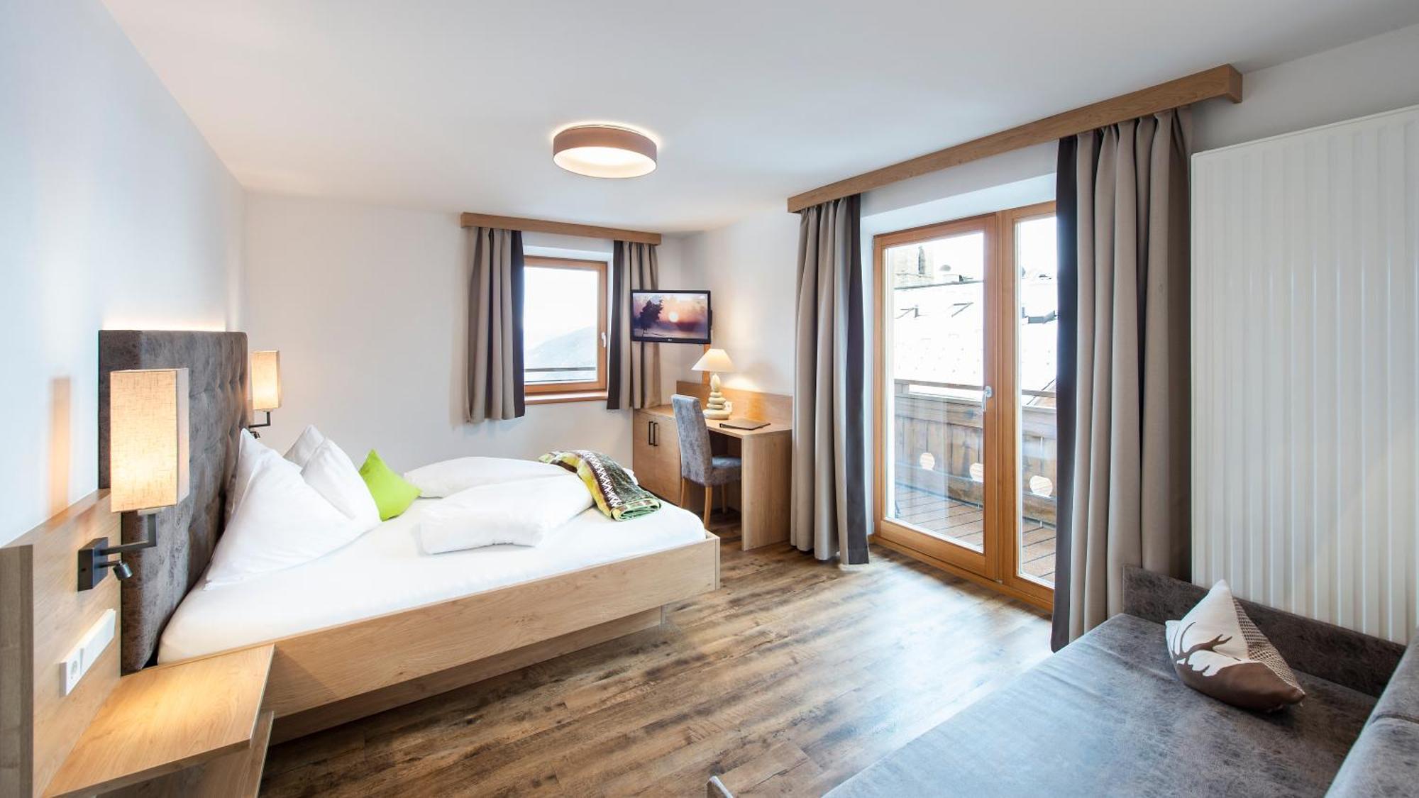 Hotel Alpenfrieden Maranza Eksteriør bilde