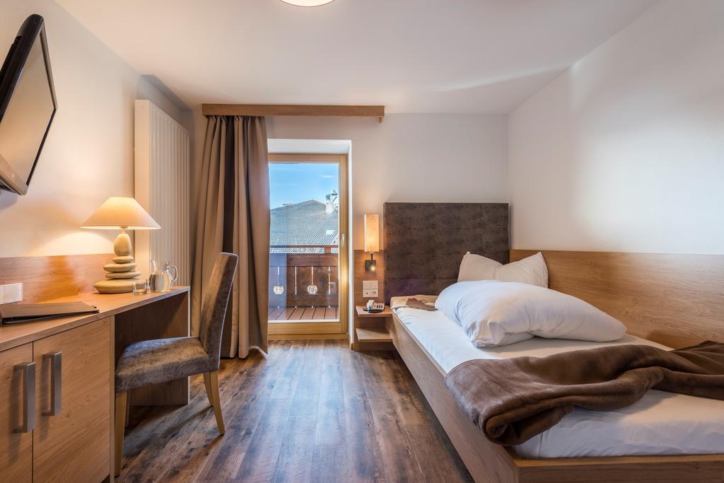 Hotel Alpenfrieden Maranza Eksteriør bilde