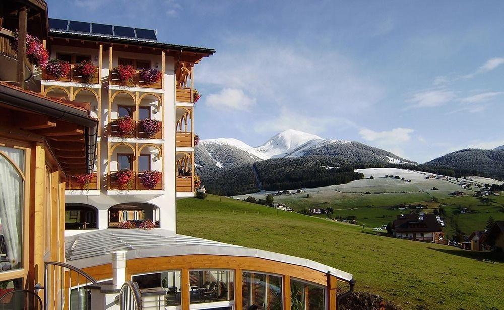 Hotel Alpenfrieden Maranza Eksteriør bilde